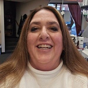 Meet your Posher, Diane